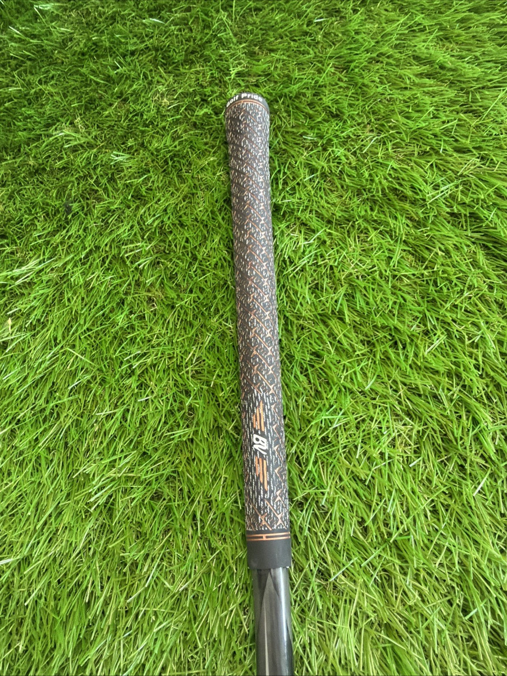 Titleist 975J 8.5° Titanium Driver RH Dynamic Golf Extra Stiff Flex Shaft 45"