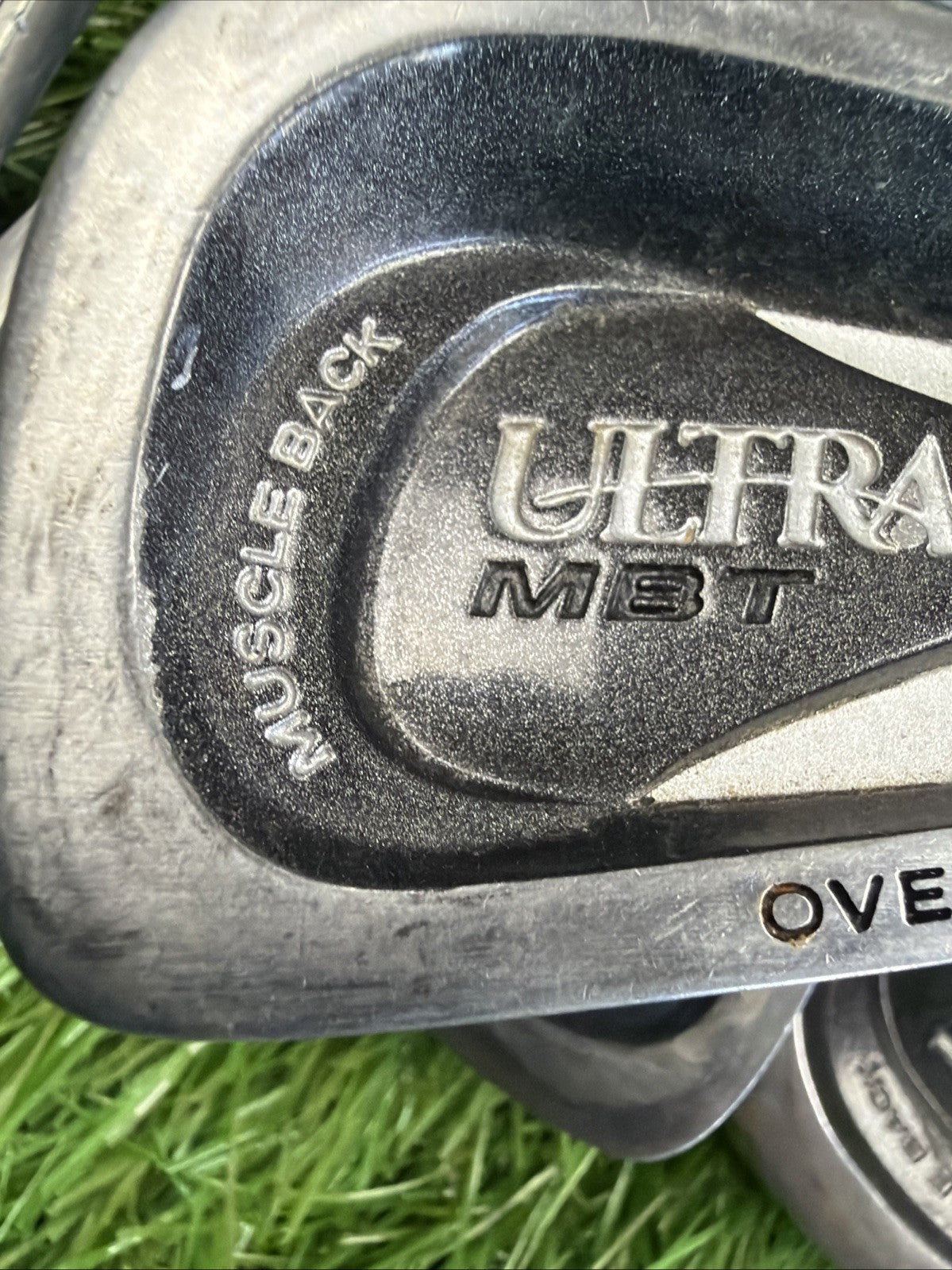 Wilson Ultra MBT Muscle Back Oversize Iron Set (3-9) RH Steel Shafts