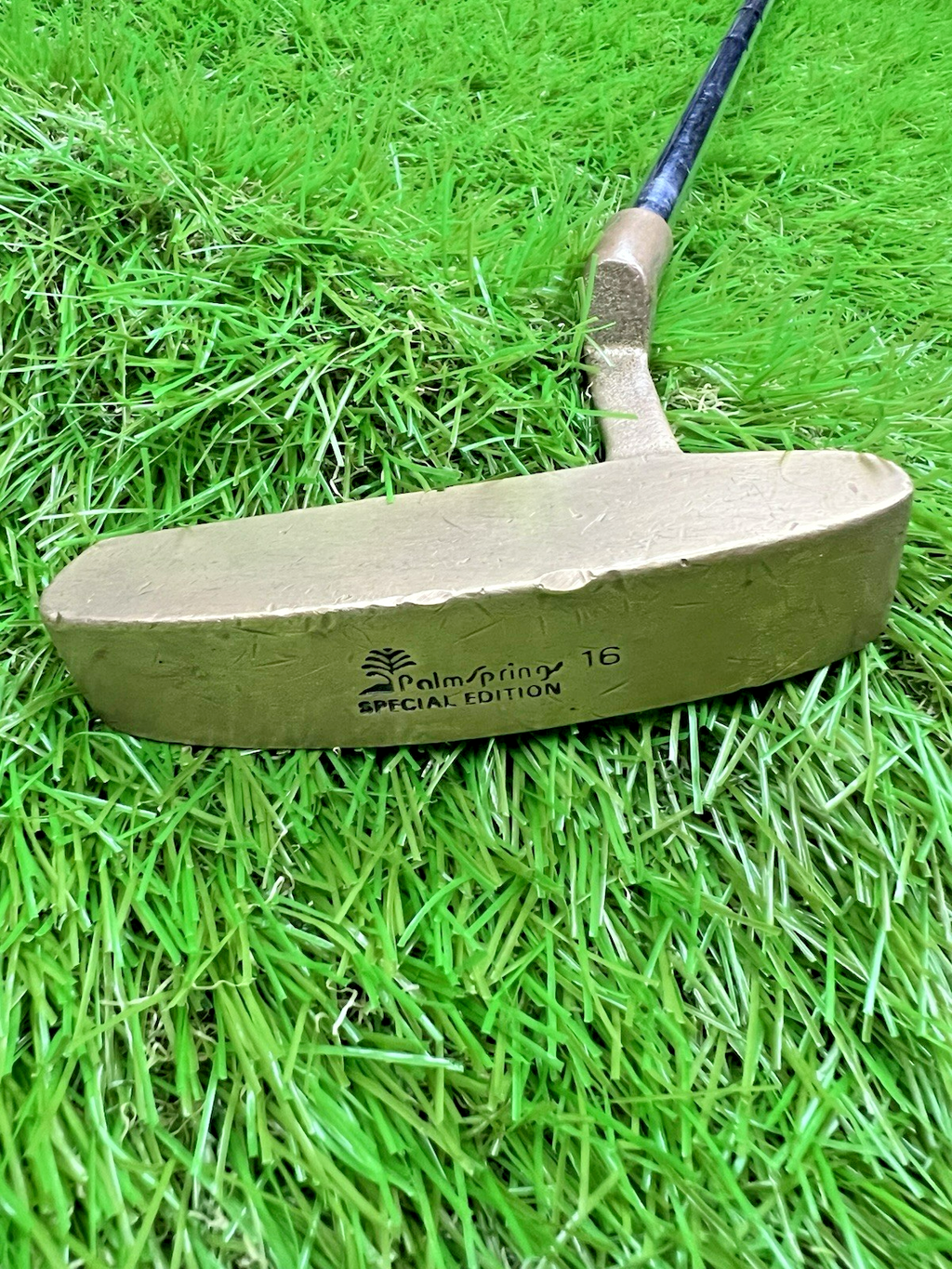 Palm Springs Special Edition 16 Blade Putter RH 35.5"