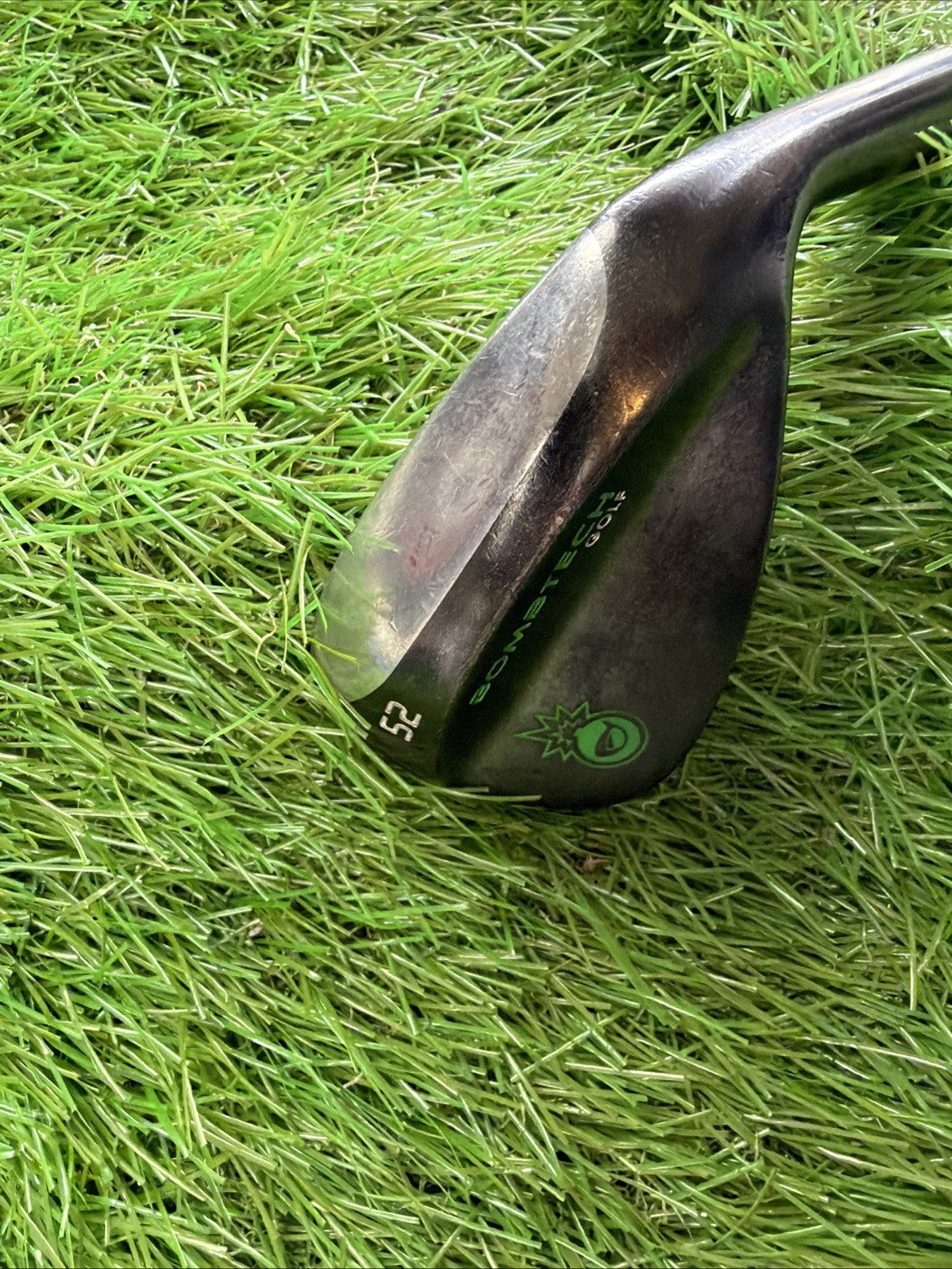Bombtech Golf 52° Wedge RH Steel Shaft 35.25"