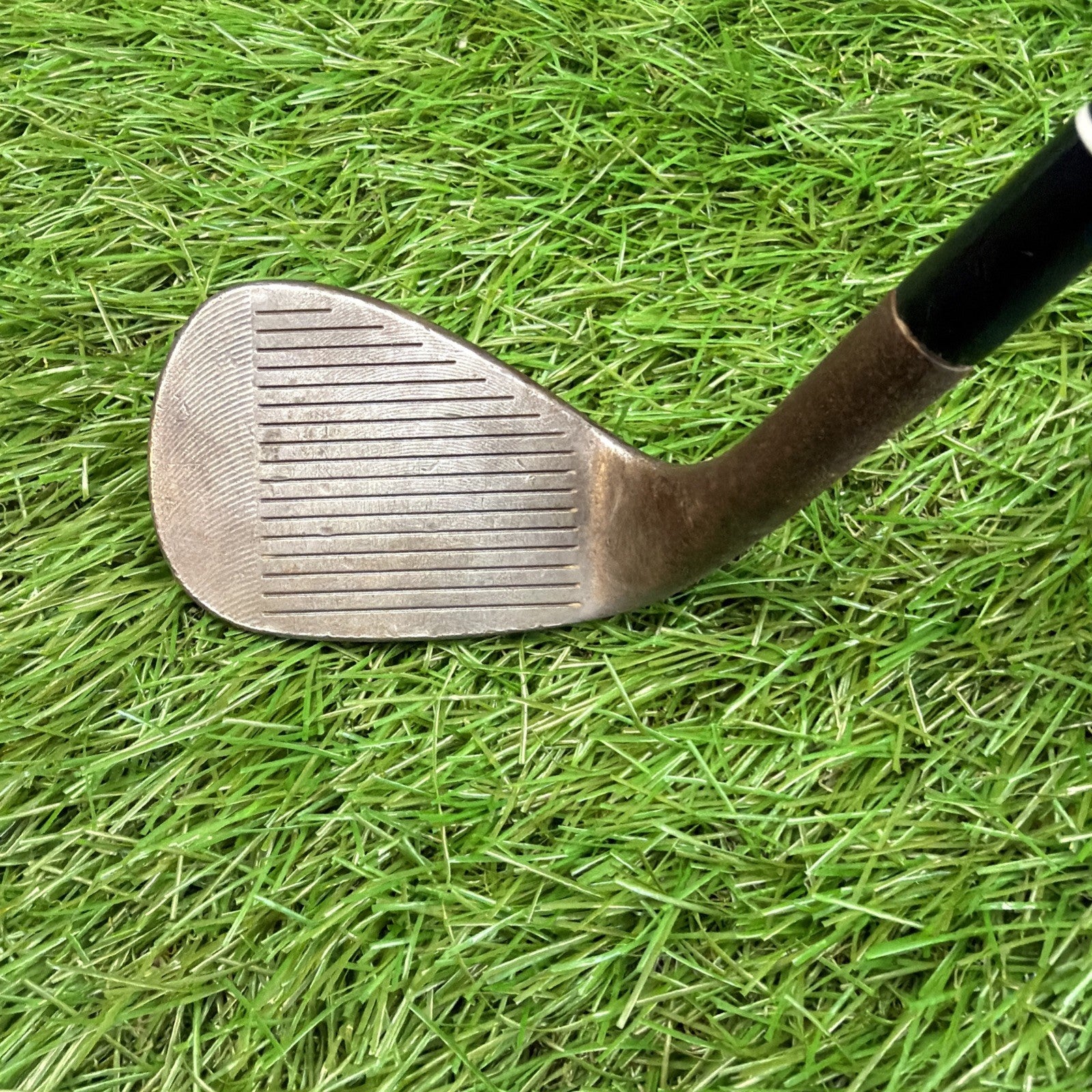 Cleveland RTX4 60° Wedge Raw RH Dynamic Gold S400 Stiff Flex 35"