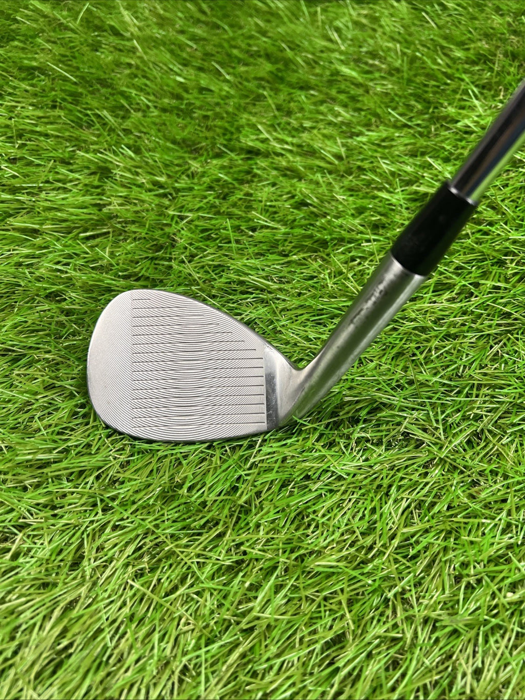 Killer Bee 52° Wedge NCW RH Steel Shaft 35.5"