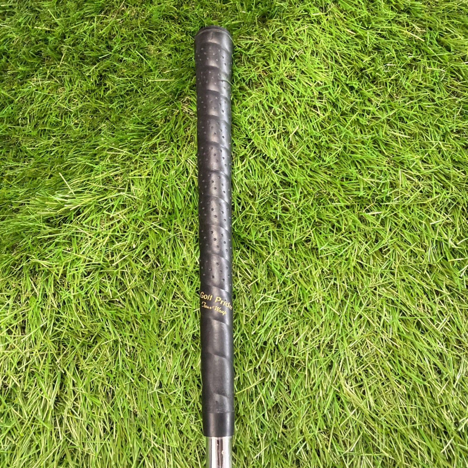 Vintage Wislon 1200 2 Iron LH Counter Torque Regular Flex Shaft 39"