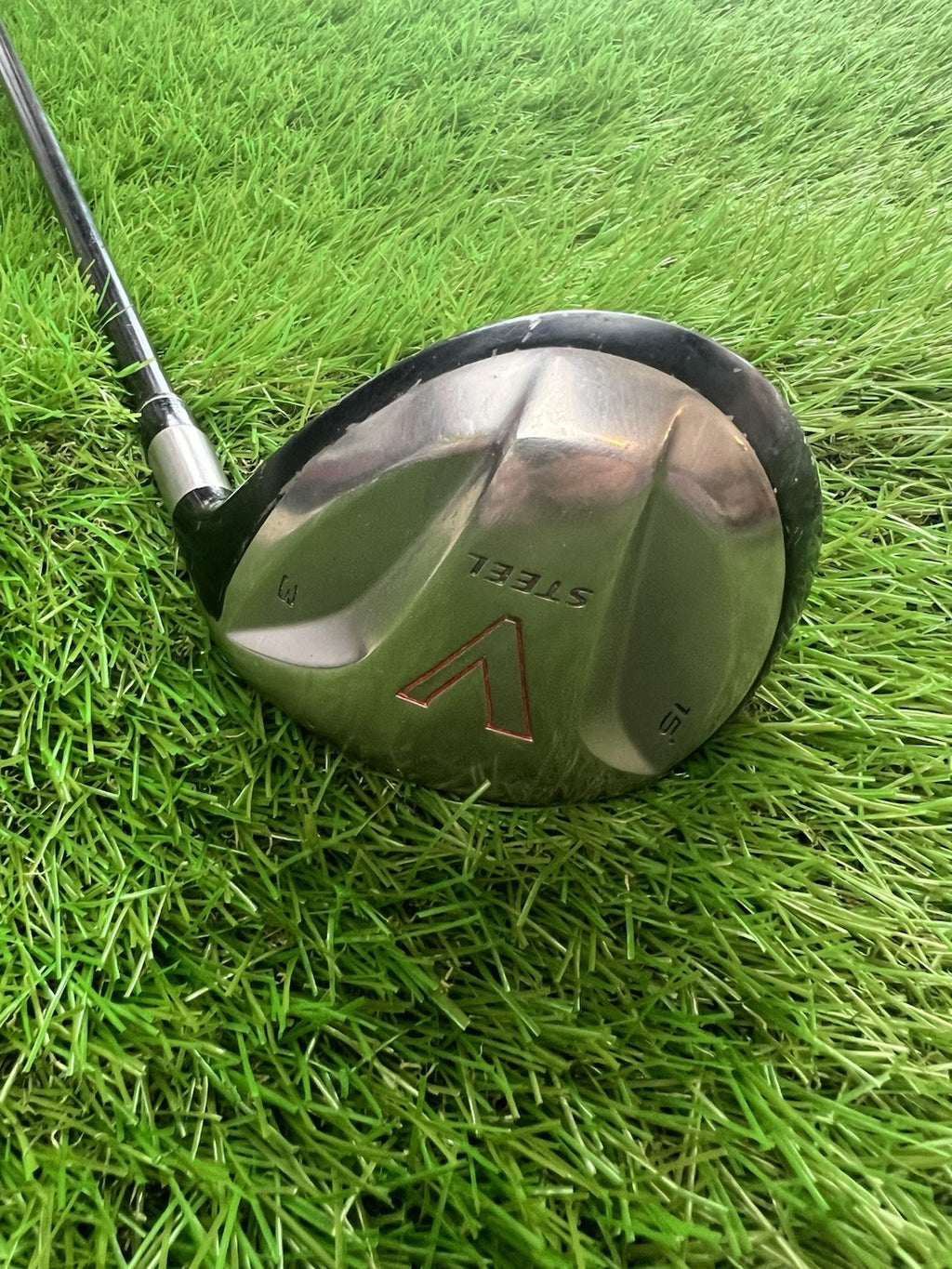 TaylorMade V Steel 15° 3 Wood RH Ultralite Stiff Flex Shaft 43"