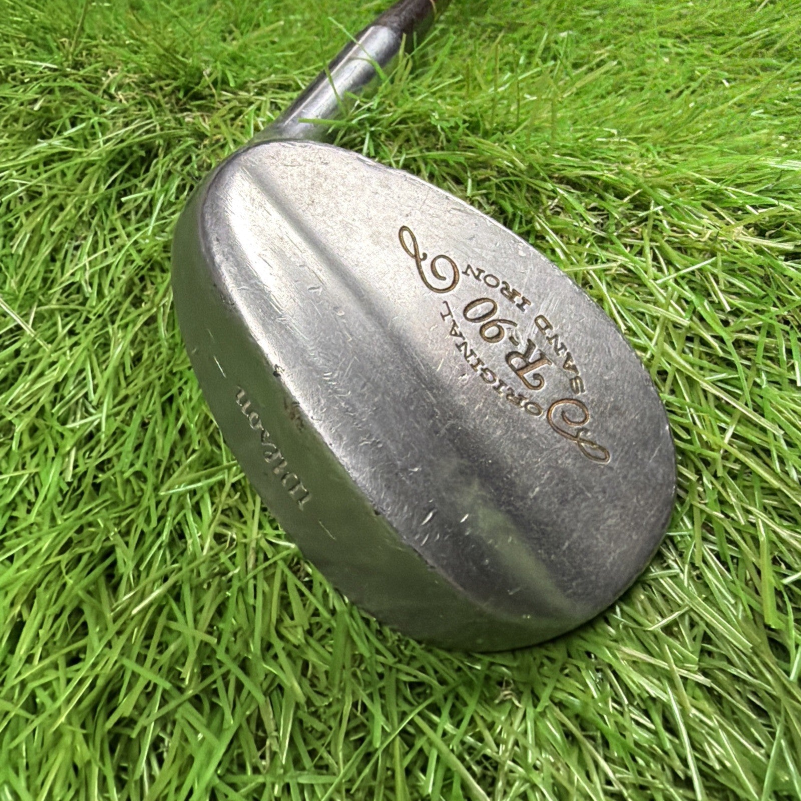 Vintage Wilson R-90 Sand Iron RH 31"
