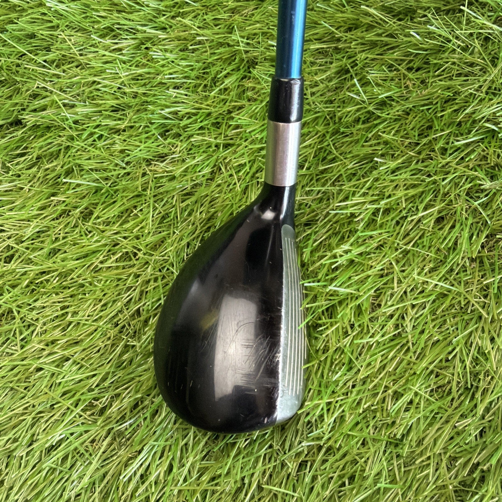 Bridgestone J36 22° Hybrid RH ALDILA VS Proto-BR 80g Stiff Flex 40.5"