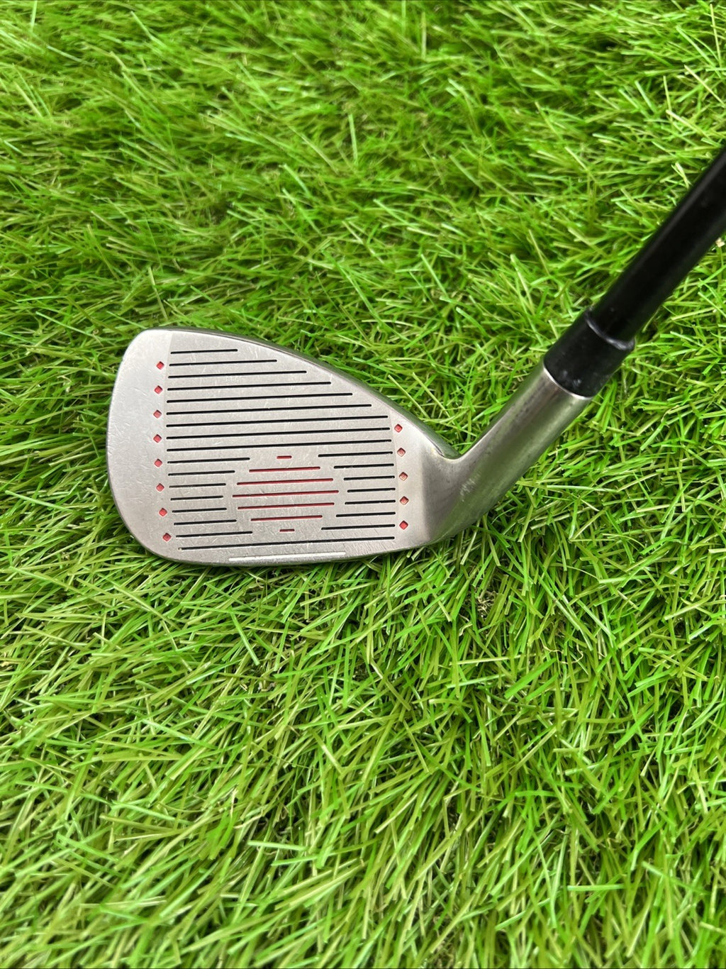 Killer Bee Stinger II Sand Wedge RH Regular Flex Shaft 37"