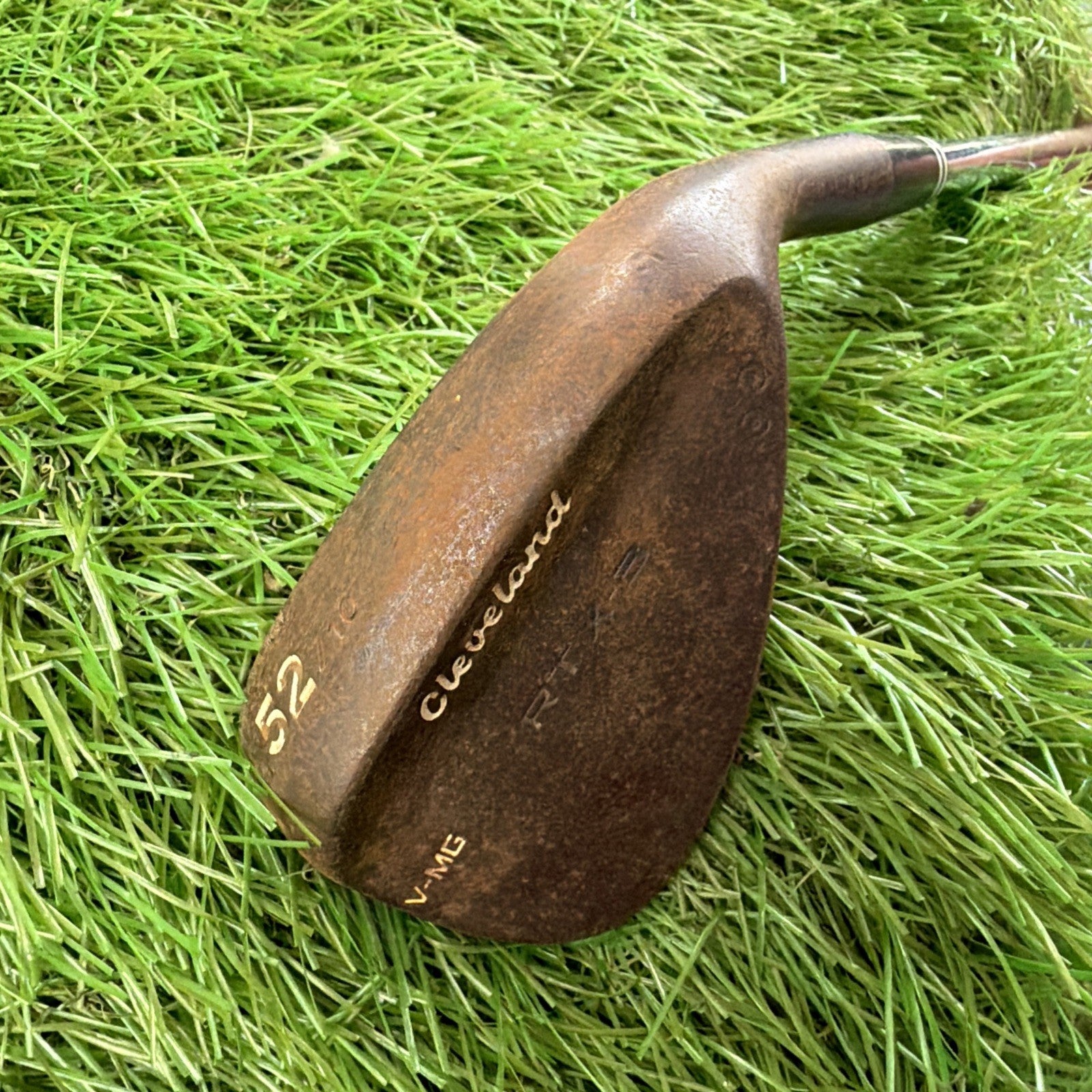 Cleveland RTX-3 Raw 52° Wedge V-MG RH Steel Shaft 36"