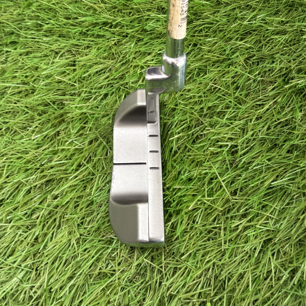 Knight Trakker Series TK1 Putter RH Steel Shaft 34.5"