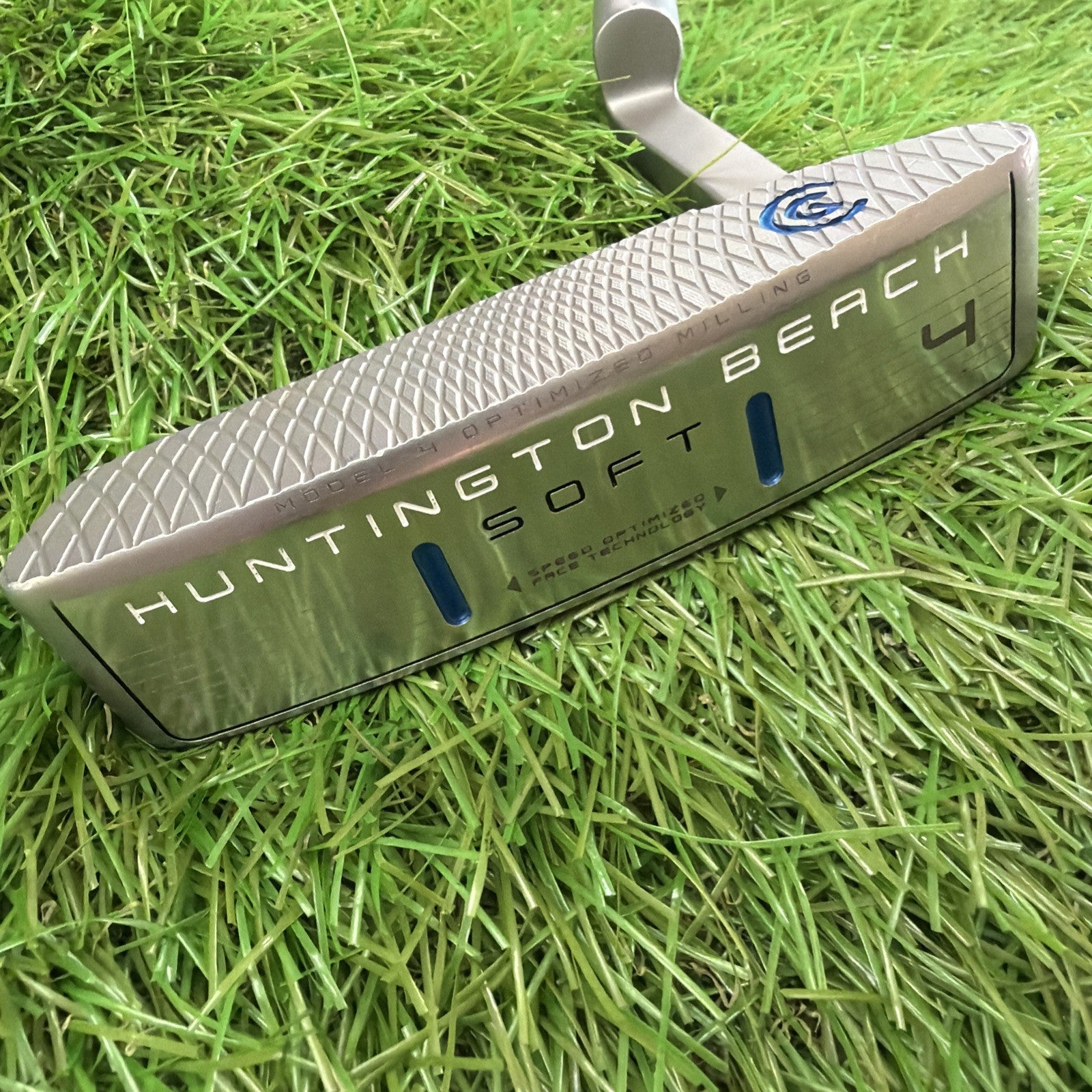 Cleveland Huntington Beach Soft 4 Putter RH Steel Shaft 35.5"