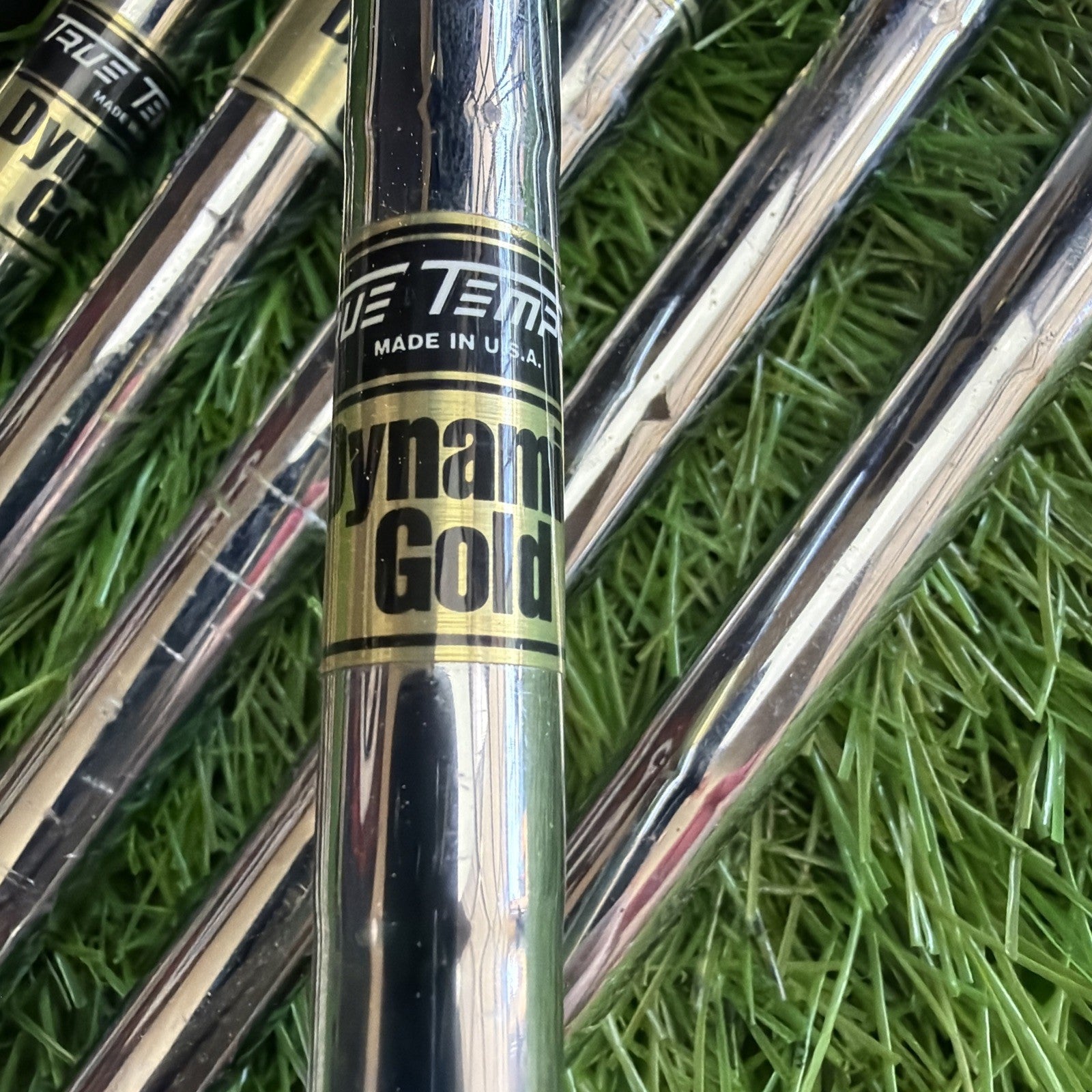 Nike VR II Pro Combo Iron Set (4-PW) Forged RH Dynamic Gold S300 Stiff Flex