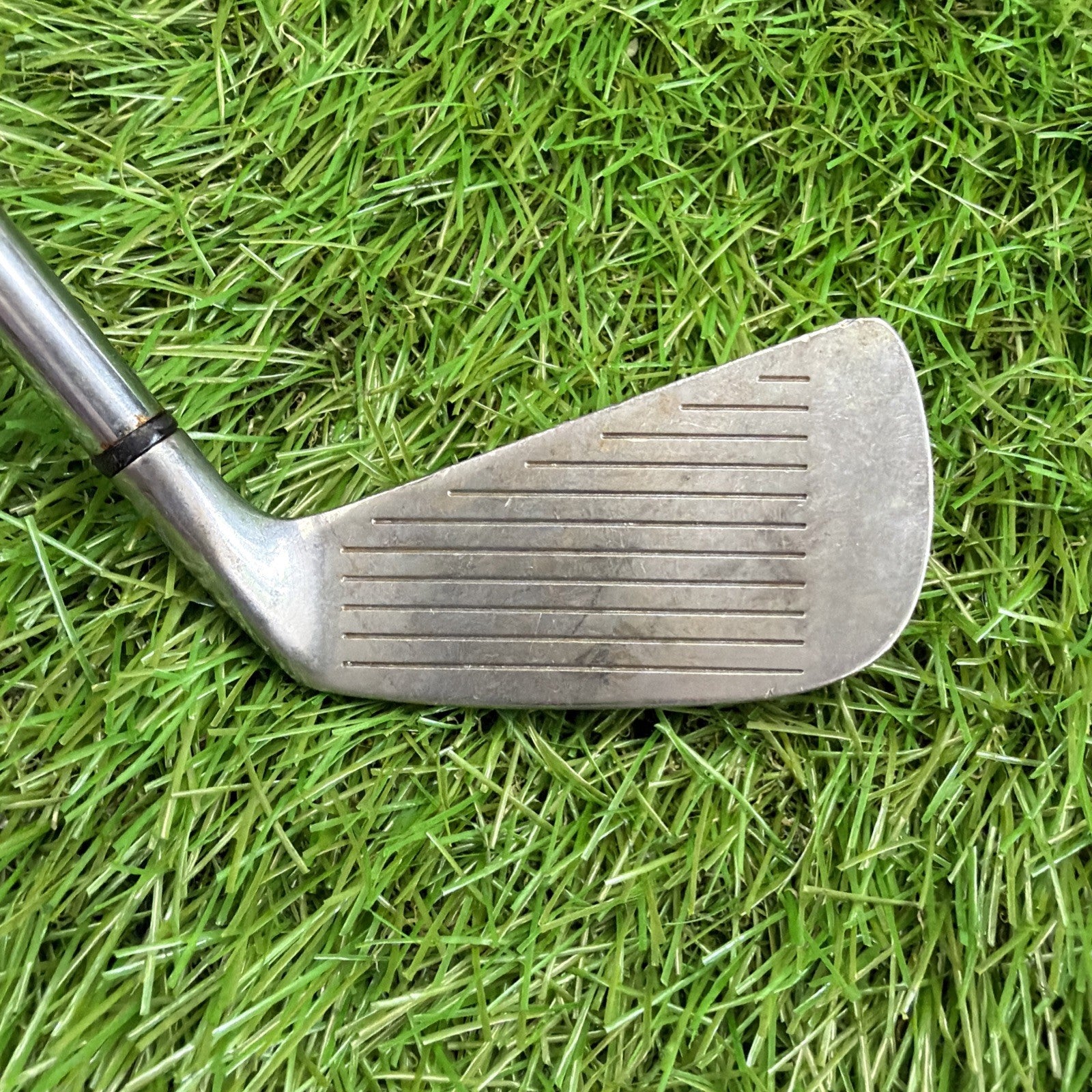 Vintage Wislon 1200 2 Iron LH Counter Torque Regular Flex Shaft 39"