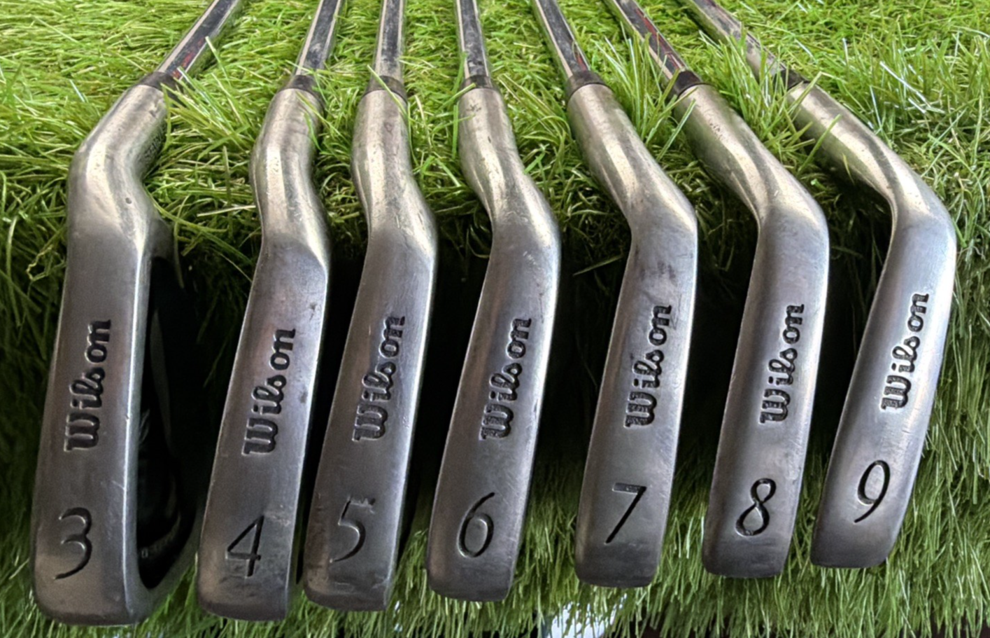 Wilson Ultra MBT Muscle Back Oversize Iron Set (3-9) RH Steel Shafts
