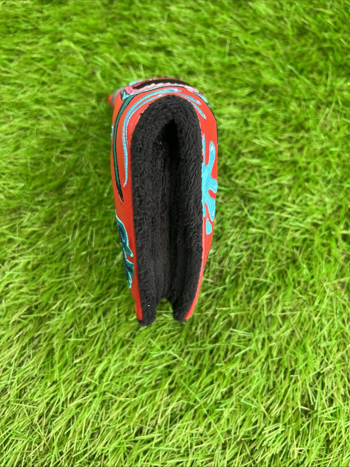 2021Sugar Skull Golf Red Shark Week Blade Putter Headcover Magnetic Closure