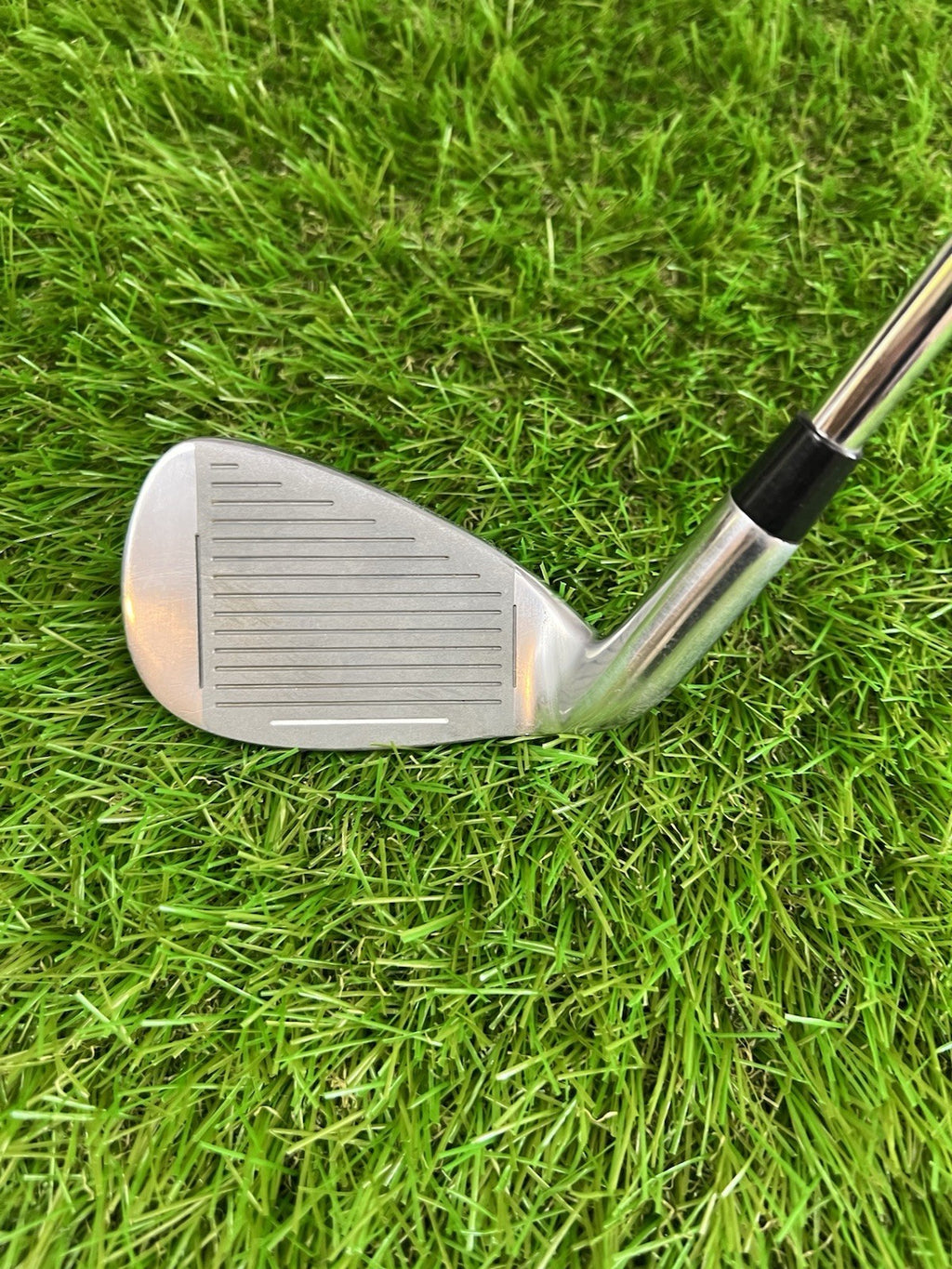 Athletic Works 7 Iron RH Steel Shaft 37"