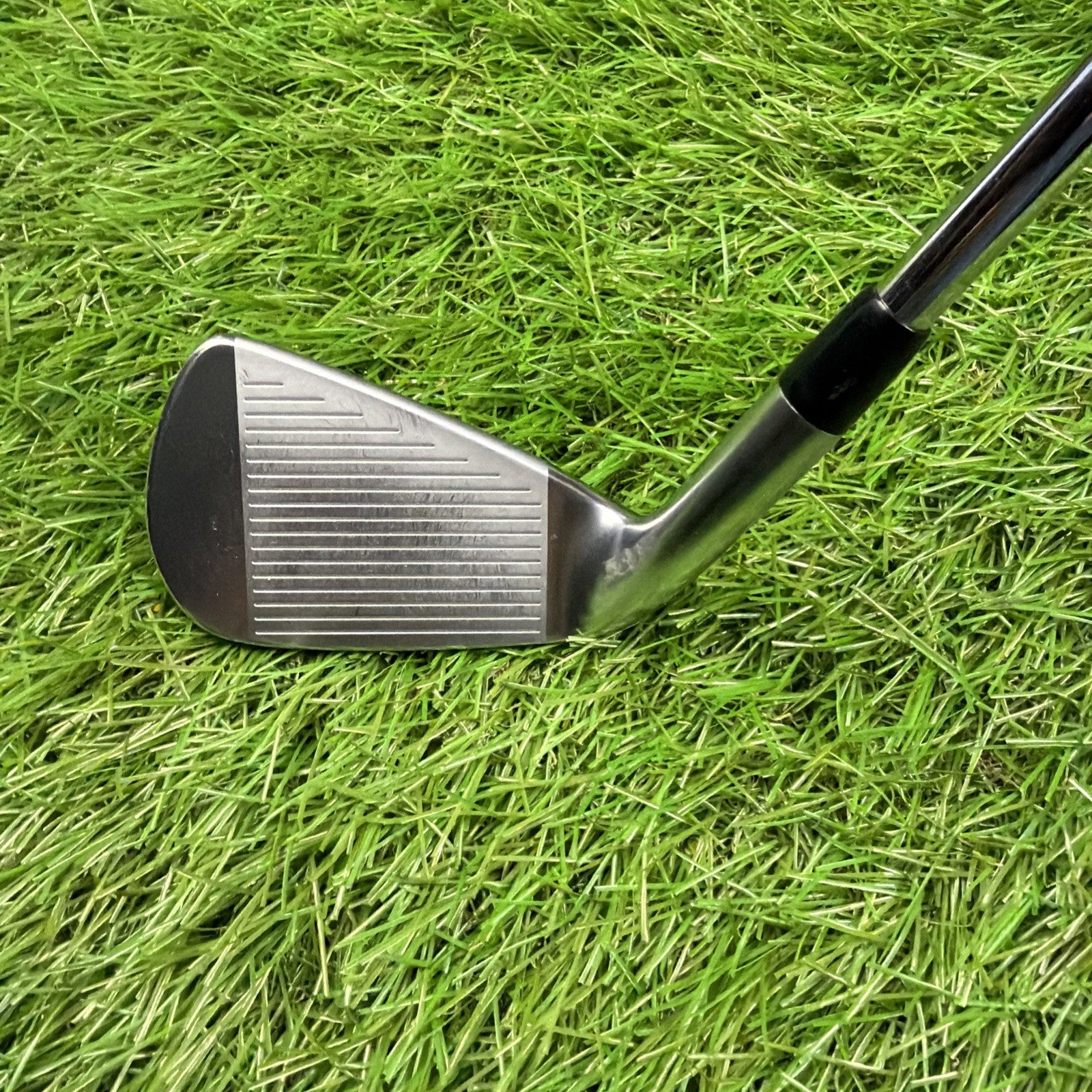 Callaway RAZR X 7 Iron RH Project X 6.0 Stiff Flex Shaft 37"