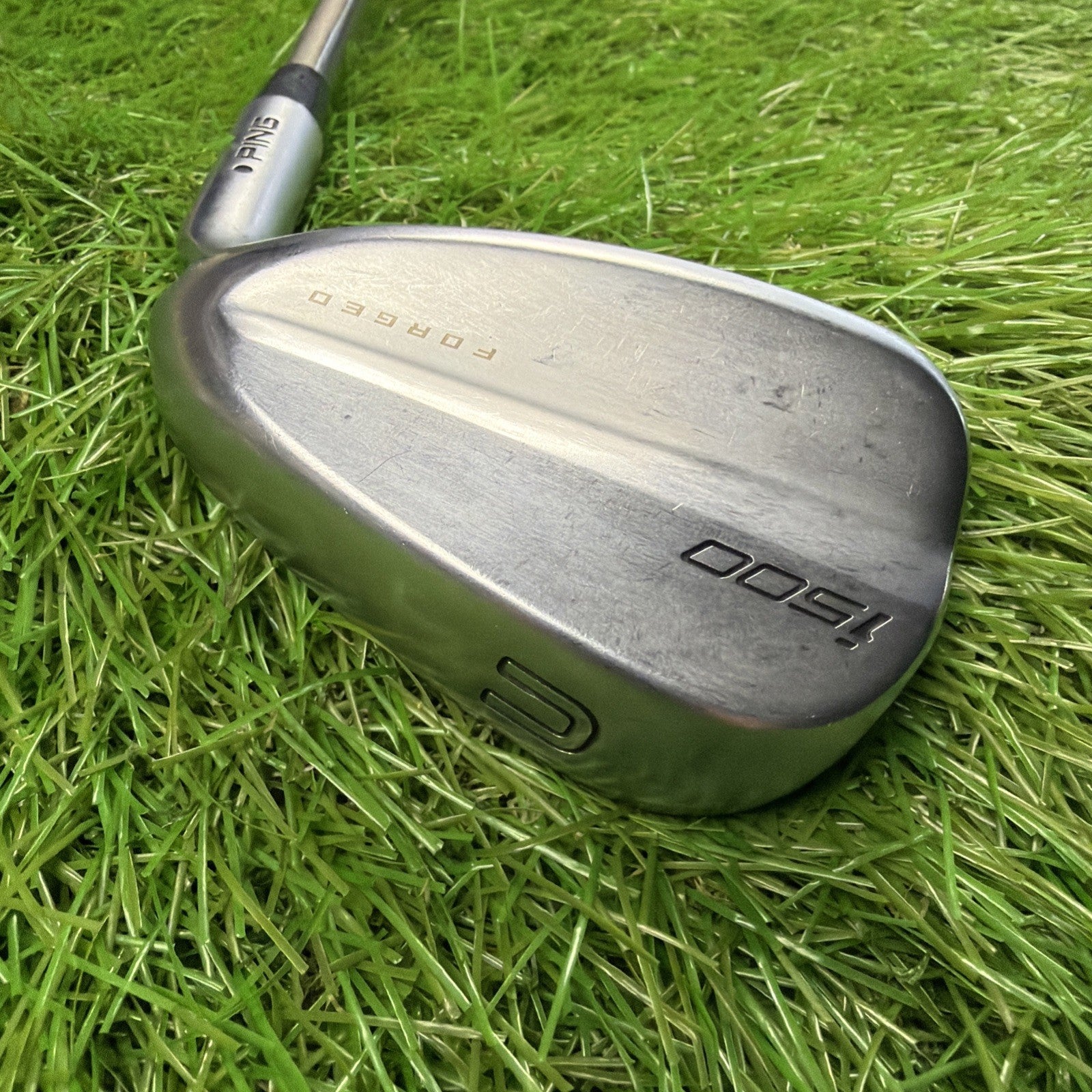 Ping i500 U Wedge Black Dot Forged RH Aerotech Steel Fiber 195 Stiff Flex 35.75"