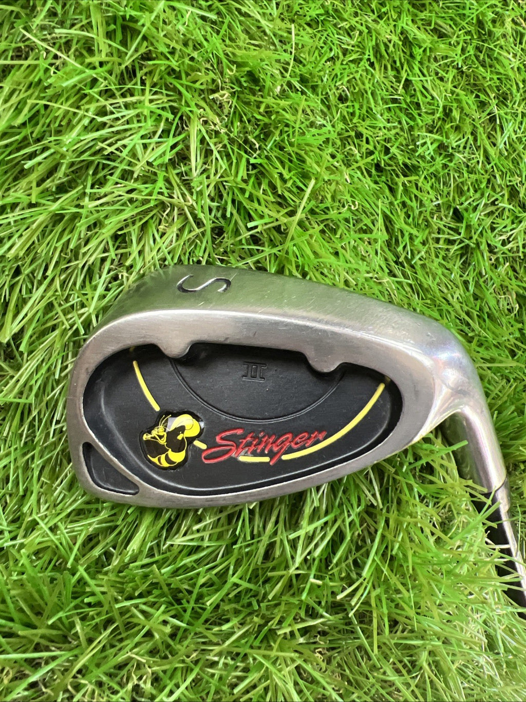 Killer Bee Stinger II Sand Wedge RH Regular Flex Shaft 37"