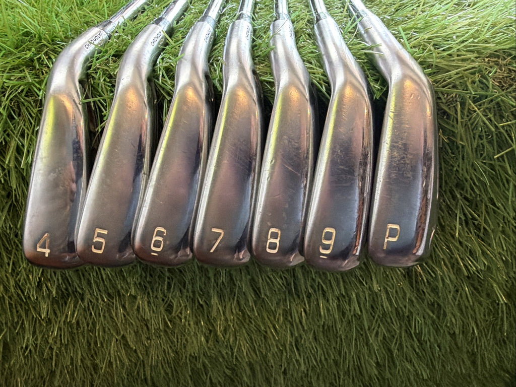 Mizuno JPX 919 Iron Set (4-PW) Forged RH Nippon Tour105 Regular Flex Shafts