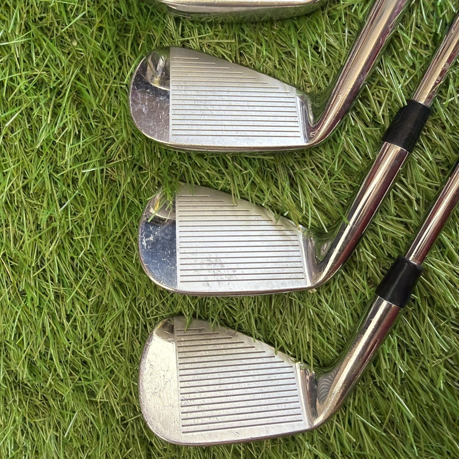 Nike VR II Pro Combo Iron Set (4-PW) Forged RH Dynamic Gold S300 Stiff Flex