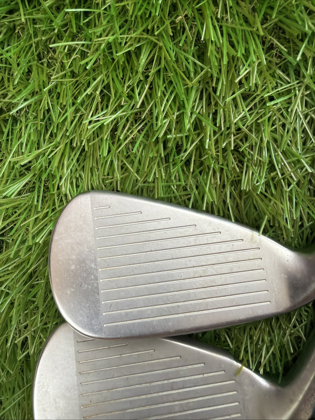 Mizuno JPX 919 Iron Set (4-PW) Forged RH Nippon Tour105 Regular Flex Shafts