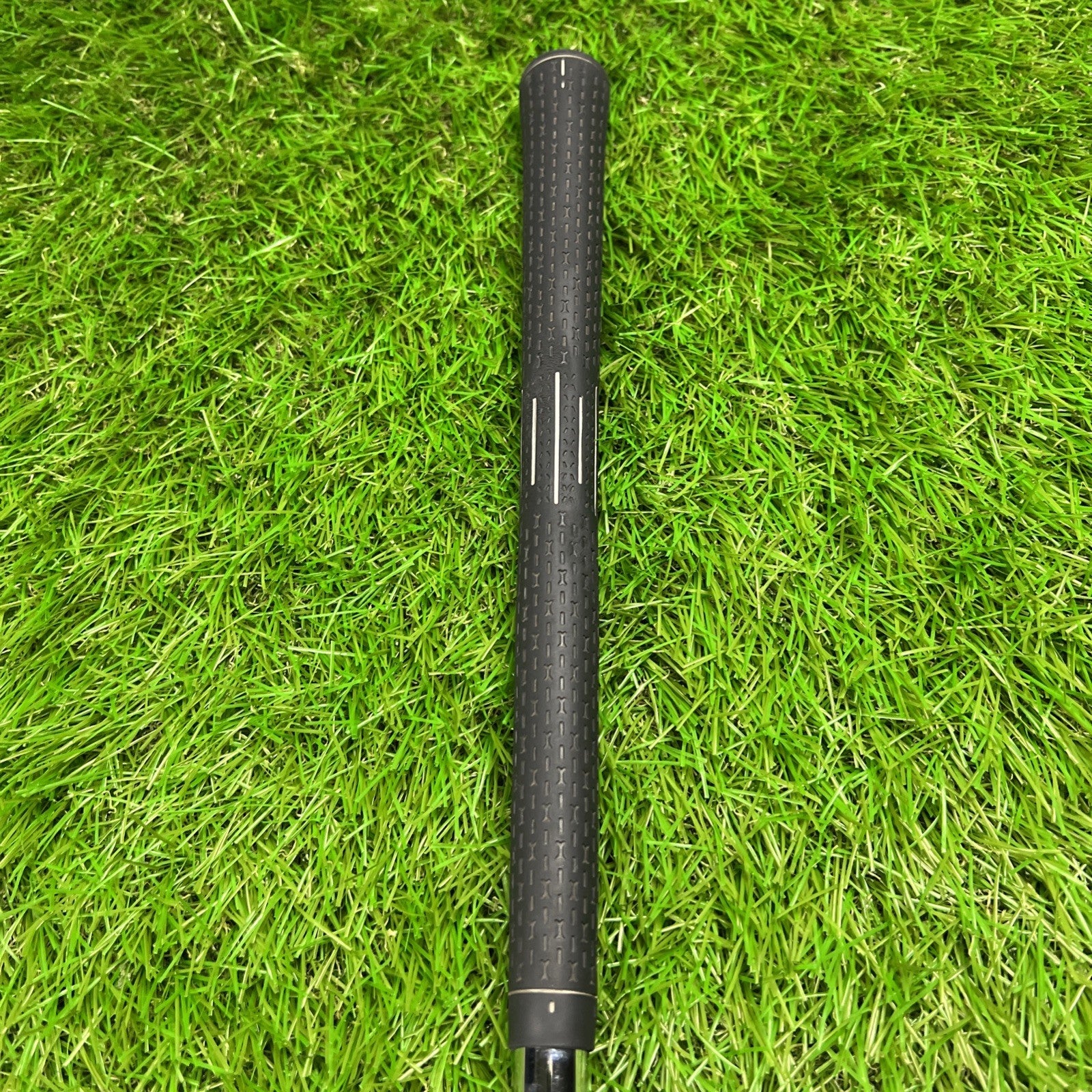 Ping i E1 7 Iron Red Dot RH KBS Tour 105 X-Stiff Flex Shaft 37"