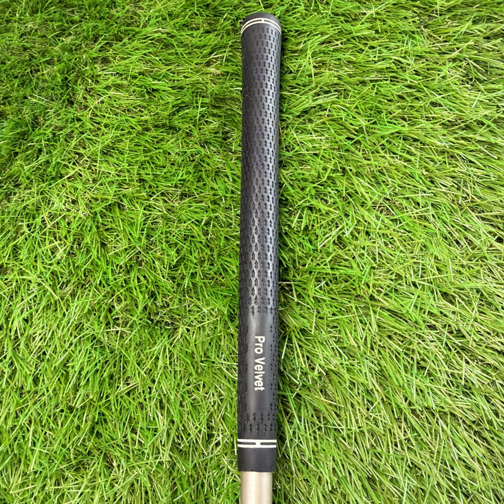 Affinity GTX 330 12° Driver RH ALDILA Light Flex Graphite Shaft 42.5"