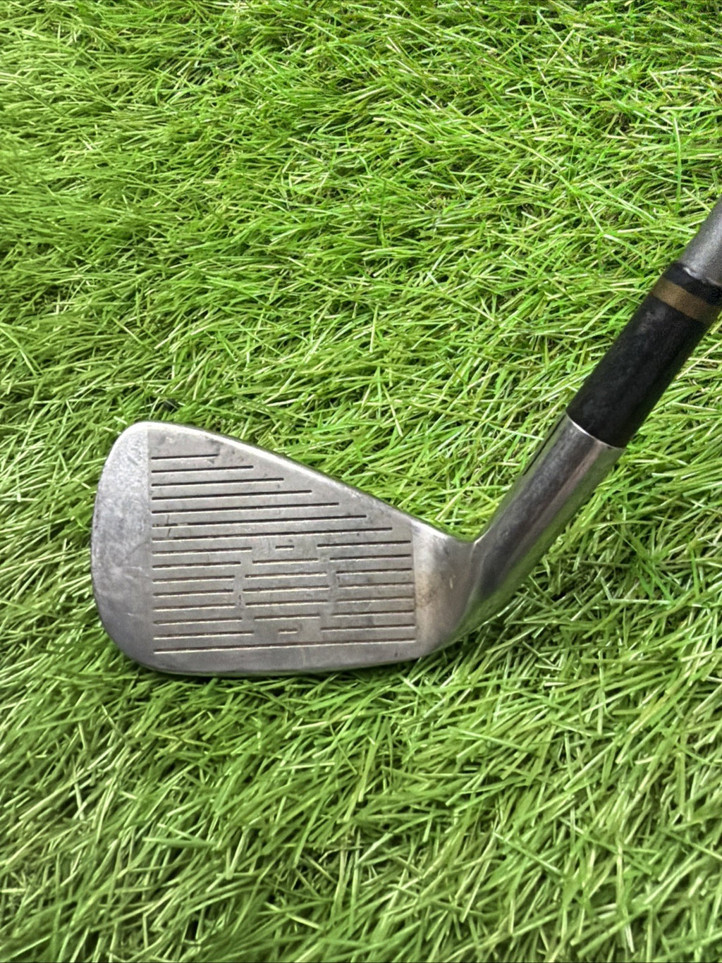 King Cobra 9 Iron Oversize RH Stiff Flex Graphite Shaft 36.5"