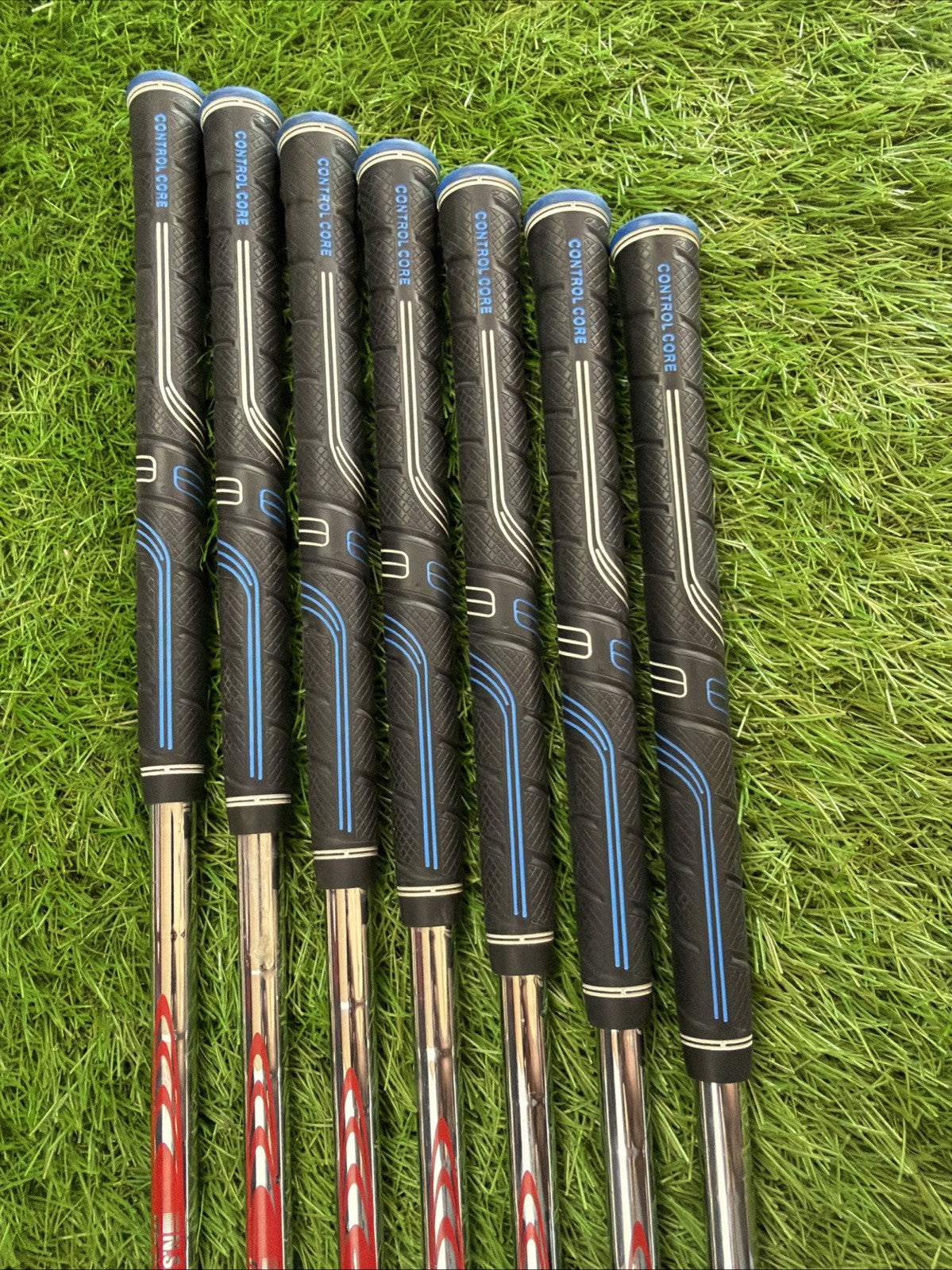 Mizuno JPX 919 Iron Set (4-PW) Forged RH Nippon Tour105 Regular Flex Shafts
